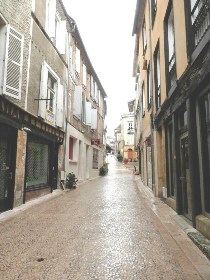 Ferienwohnung Couette Et Cafe Cyrano Bergerac Exterior foto